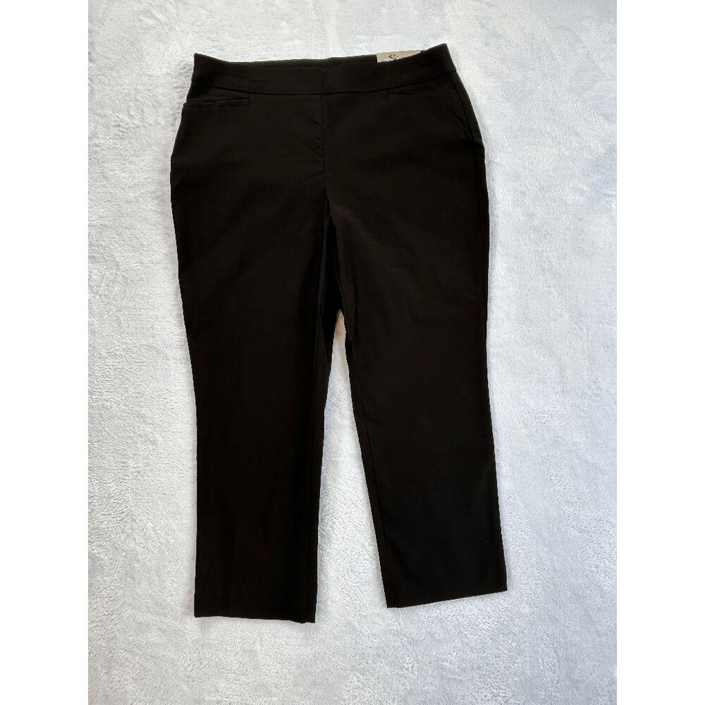 Chico's So Slimming Brigitte Slim Leg Crop/Ankle Dress Pants Size 2/12 NWT Black